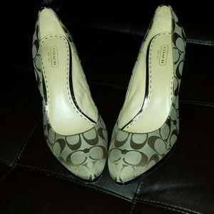 COACH Worn twice!!  plus free shipping today!★★